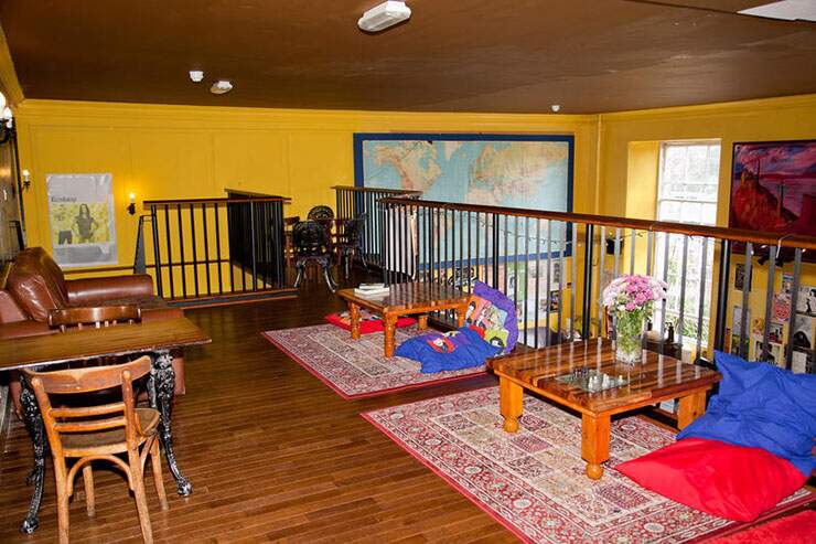 old furniture antique atmosphere hostel castel rock edinburgh