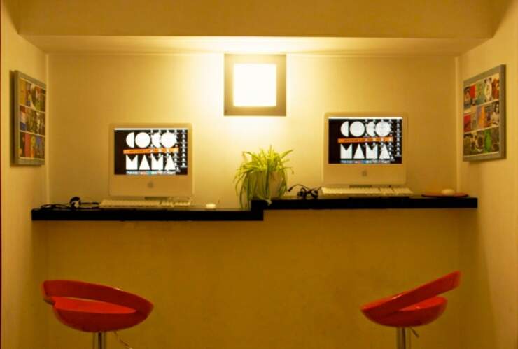 design interior entrance hostels in Amsterdam cocomama