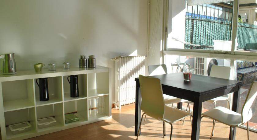 dormitory accommodation visit barcelona nice hostel