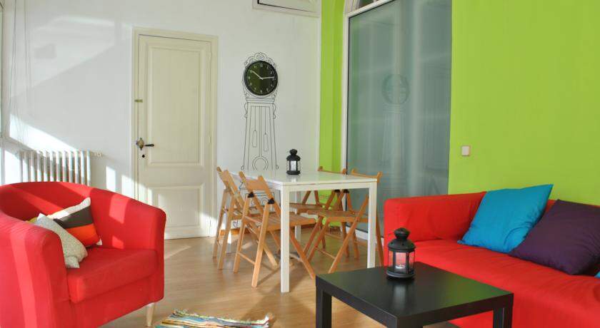 living room hostel barcelona fabrizzios terrace