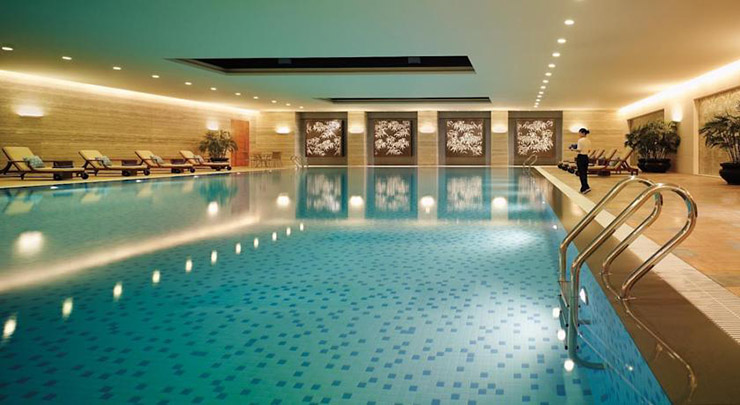 indoor hotel pool luxury city hotel shangri-la