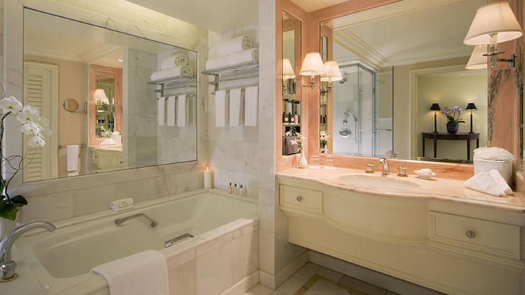 luxury bathroom visit beverly hills hotel