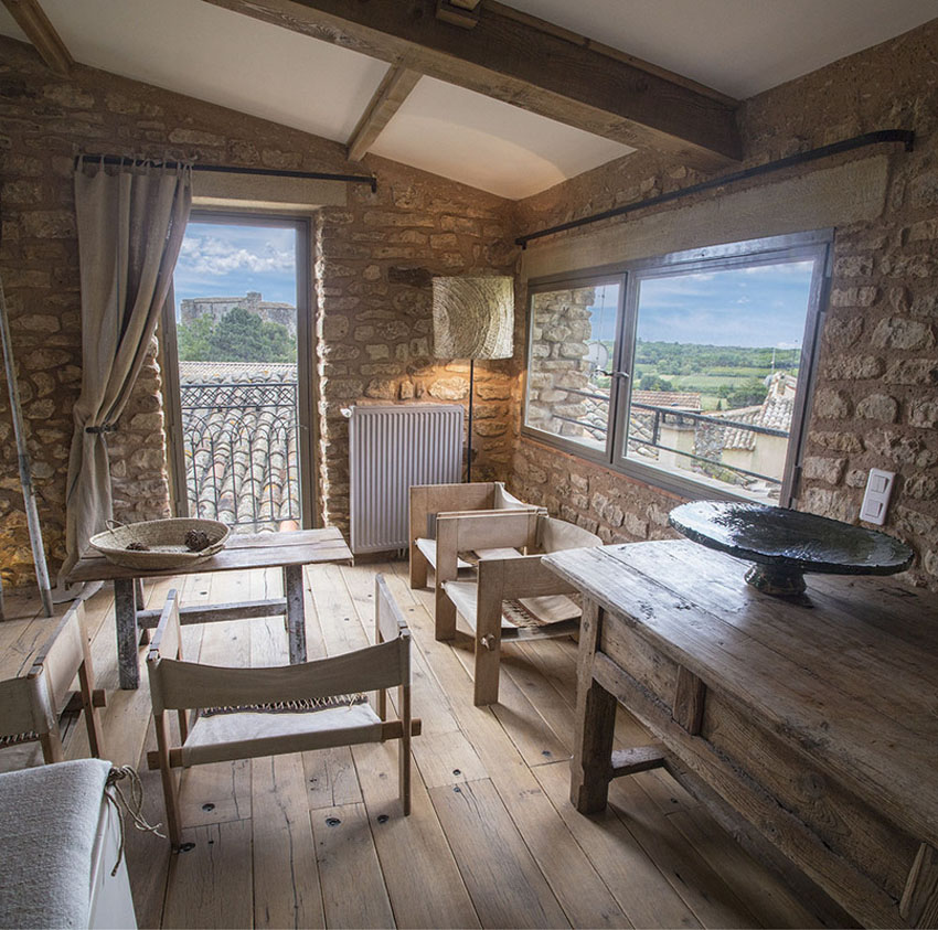 southern France cottage for rent medieval village