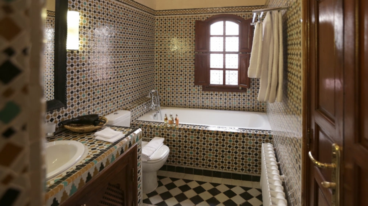 bathroom oriental design Marrakesh holidays