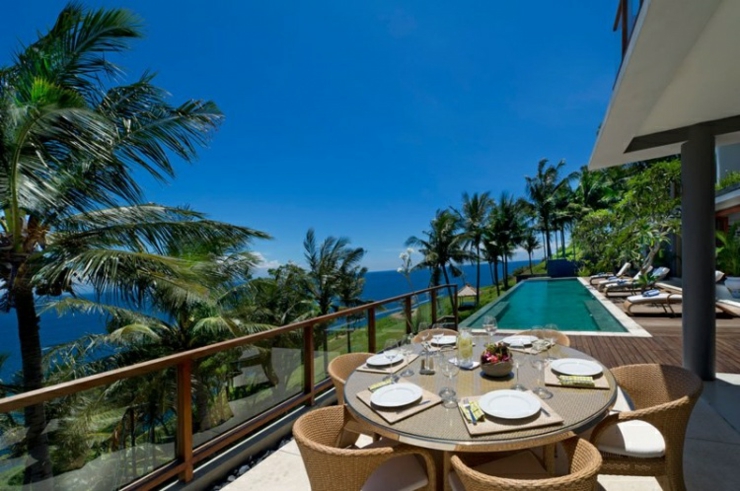 luxury exotic holidays at Lombok villa