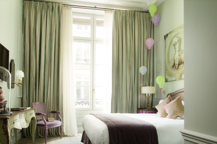 Stylish suite Favart luxury hotel in Paris
