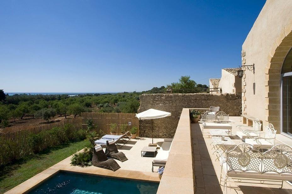 terrace outdoor pool villa masseria costanza