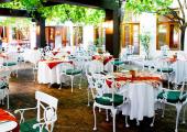 luxury hotel outdoor restaurant garden
