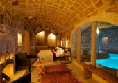 deluxe suite indoor cave pool