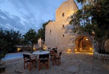deluxe five star hotel in greece